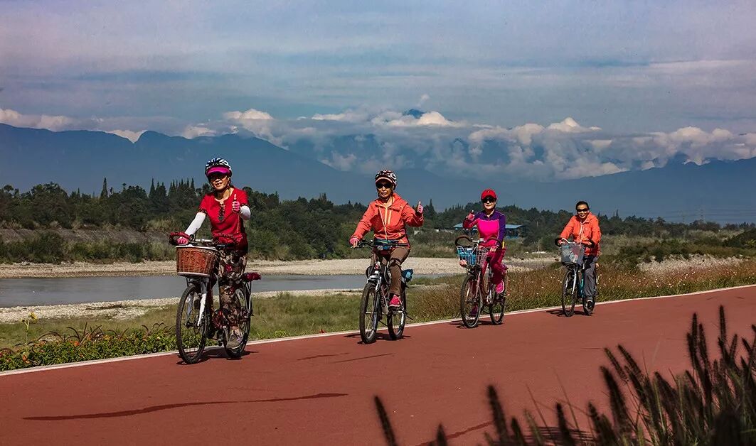 除了三处最热文化特色街区 春节一定要去成都这个地方打卡