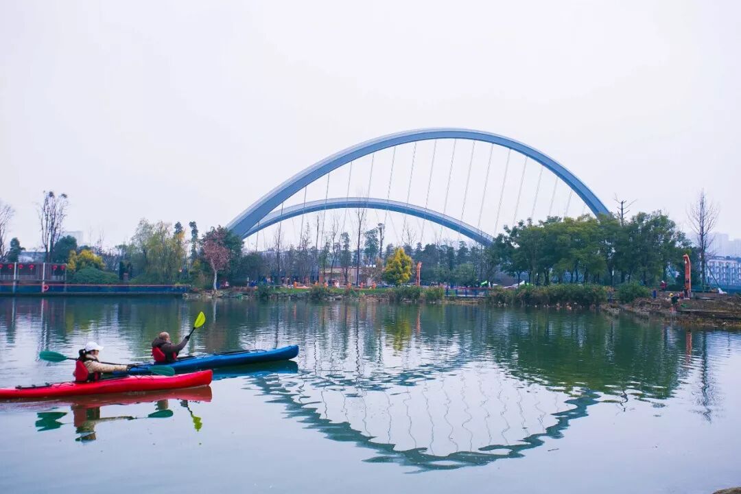 除了三处最热文化特色街区 春节一定要去成都这个地方打卡